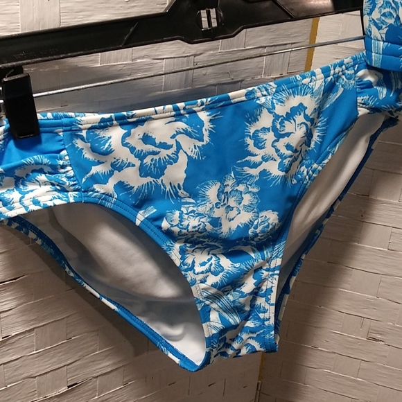 Blue Floral Bikini - Picture 2 of 10